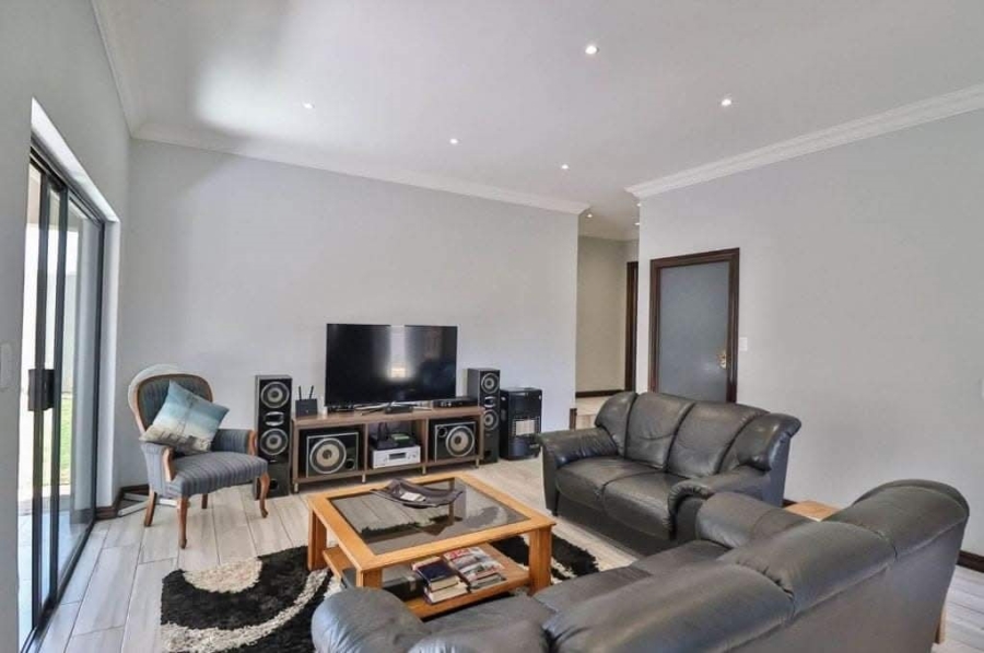 3 Bedroom Property for Sale in Melodie North West
